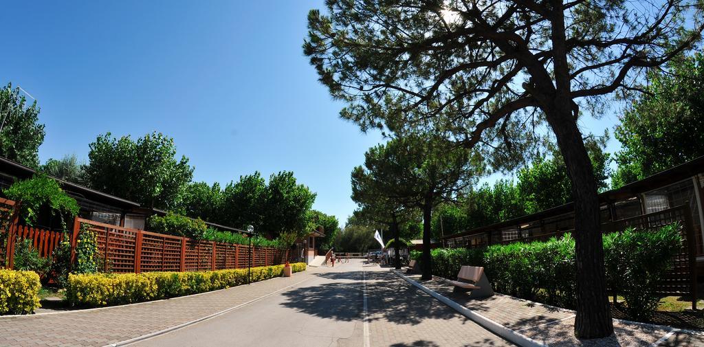 Happy Camping Village Bellaria-Igea Marina Exterior photo