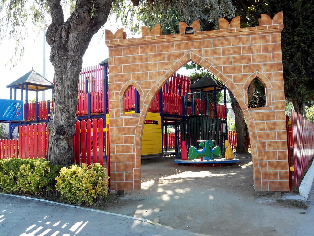 Happy Camping Village Bellaria-Igea Marina Exterior photo